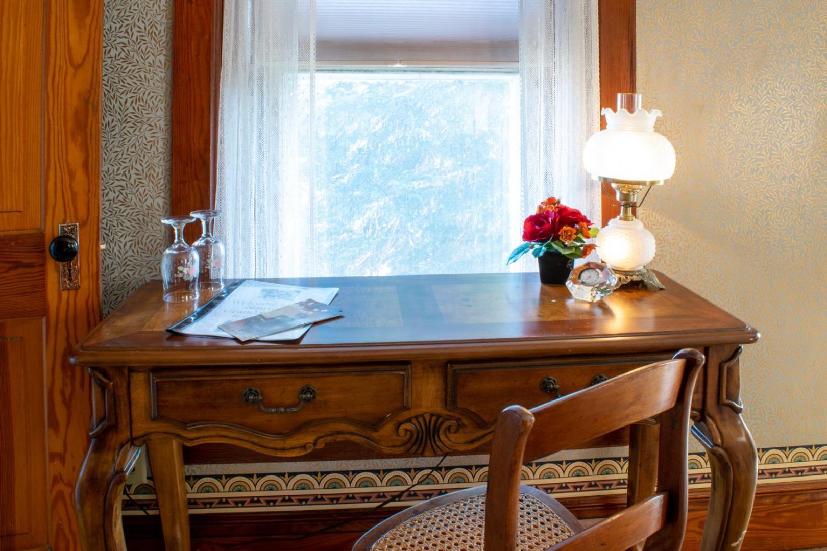 The Nauvoo Grand Bed & Breakfast Exterior foto